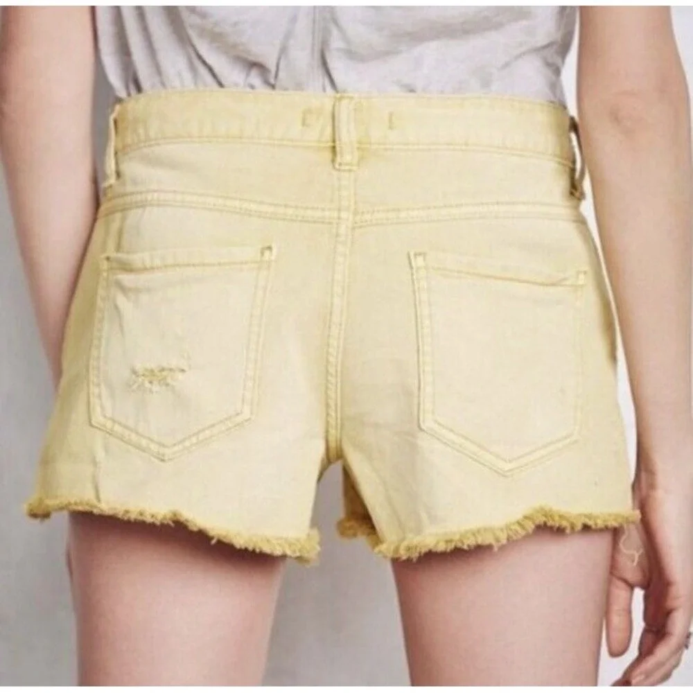 Free People Distressed‎ Denim Shorts Womens 26 Yellow Boho Earthy Rugged Indie